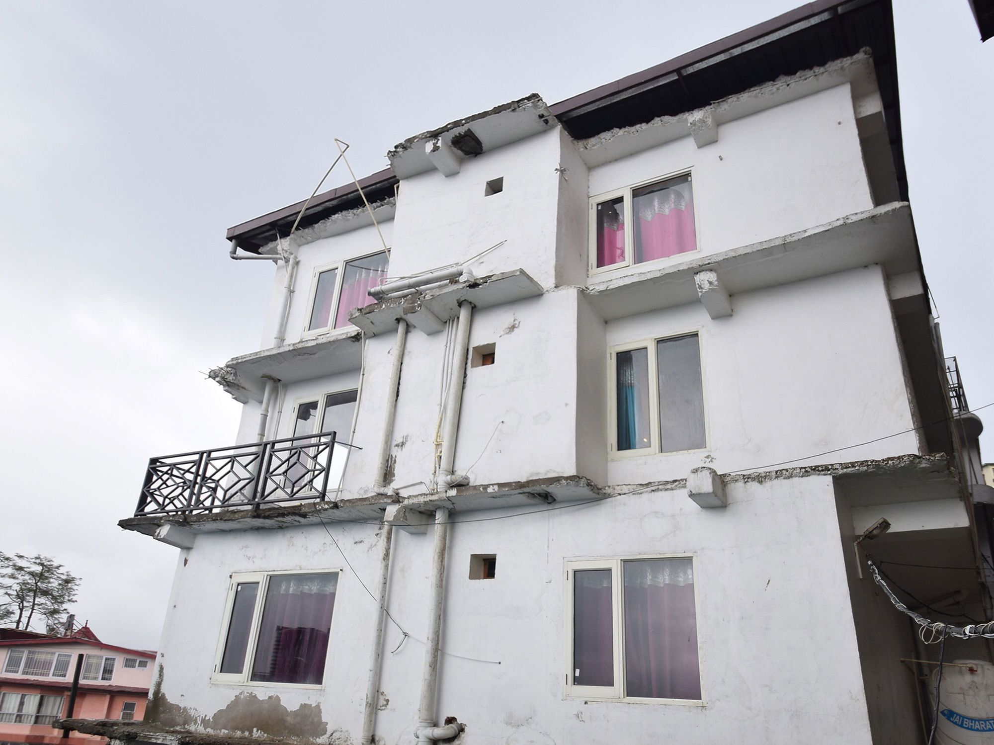 Oyo 8439 Hotel Howard Shimla Exterior foto
